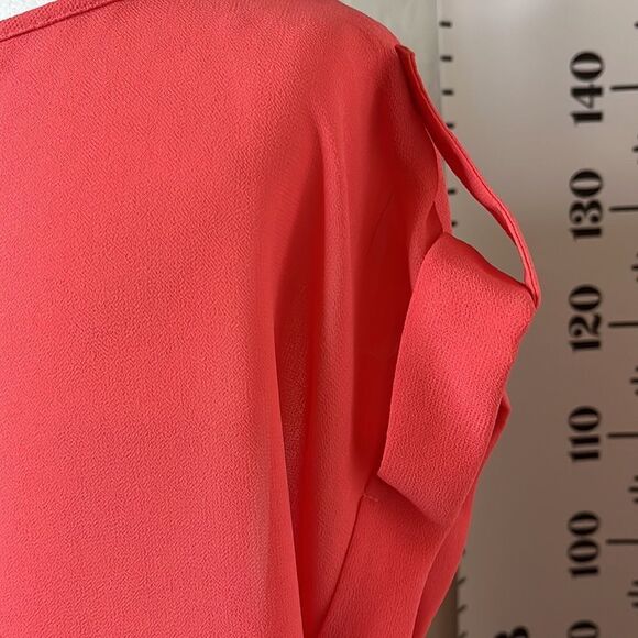 Mine sheer pink blouse cuffs short sleeves button at shoulders one pocket SZ M - Picture 6 of 12